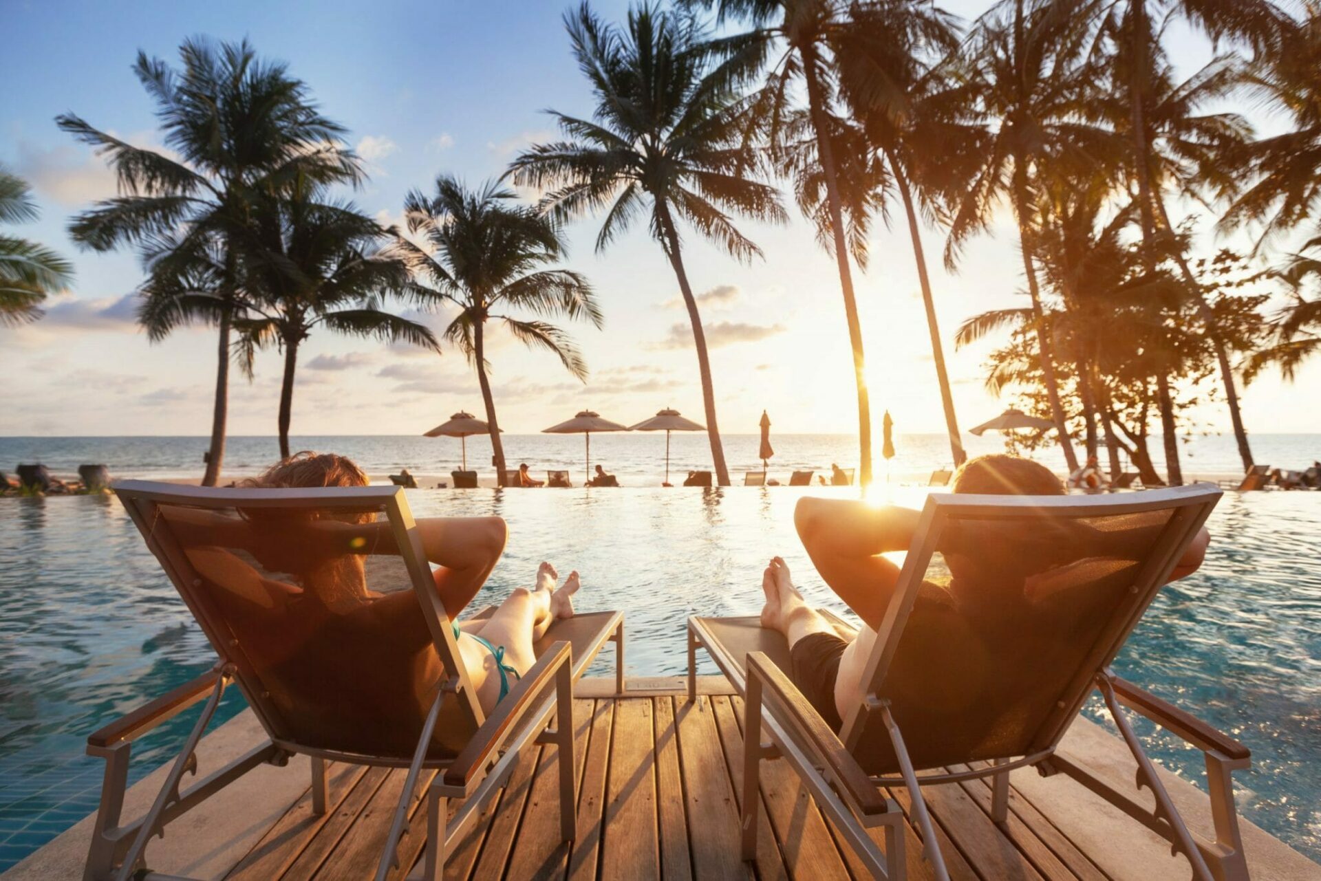 Luxury,Travel,,Romantic,Beach,Getaway,Holidays,For,Honeymoon,Couple,,Tropical Reisebüro