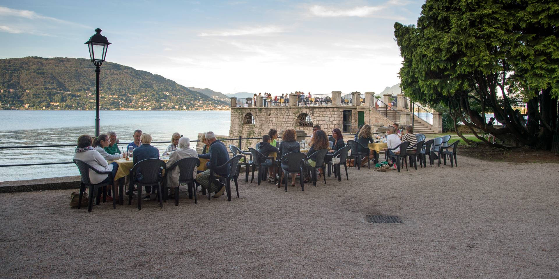 Busreise / Mehrtagesfahrt ab Stuttgart: Lago Maggiore – Unterkunft direkt am See | Rutesheimer Reisebüro